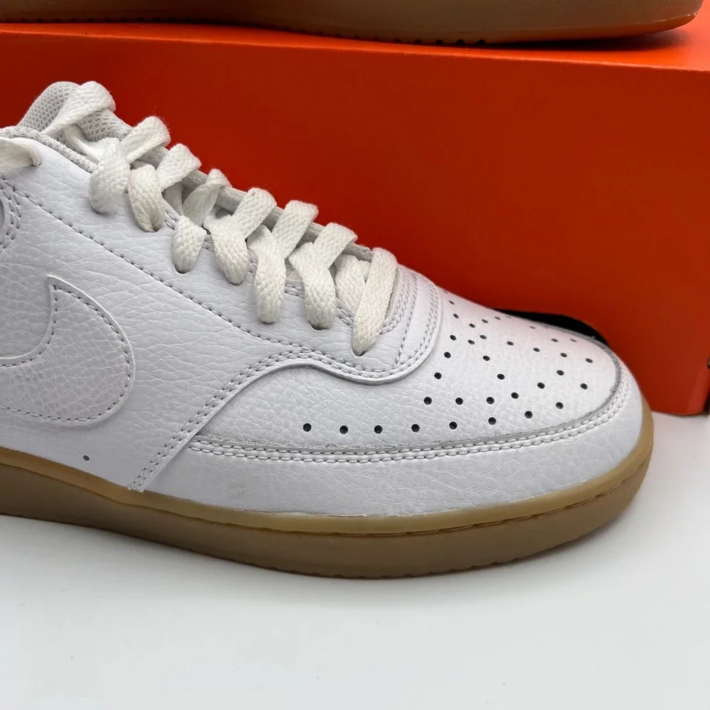 Nike Court Vision Low Mens 7.5 White‎ Gum Pebbled Leather Low Top Sneakers